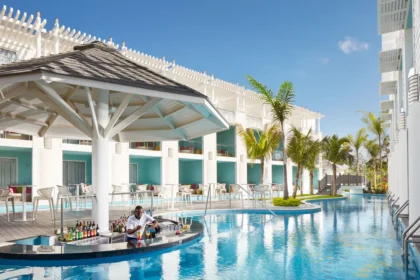 travel tweaks hotels​